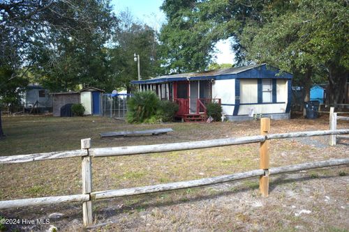 7244 Westbrook Ave Sw, Ocean Isle Beach, NC, 28469-5512 | Card Image