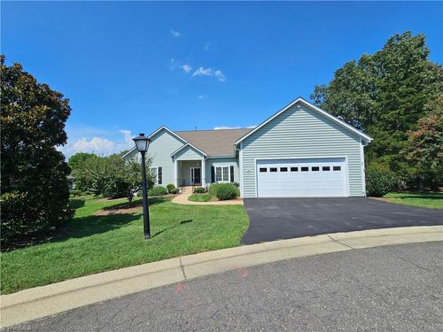 381 Hollybrook Dr, Bermuda Run, NC, 27006-8405 | Card Image