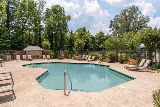 Outdoor Pool | Image 34