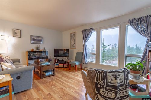 2214 Raven Rd, Douglas, AK, 99824-5043 | Card Image