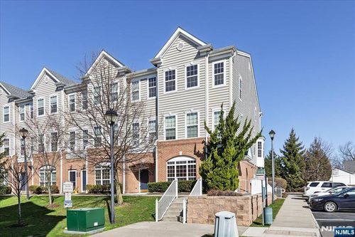 1601 Hamilton St, Belleville, NJ, 07109-5346 | Card Image