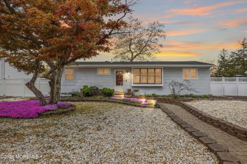 36 Bay Laurel Dr, Brick, NJ, 08723-6914 | Card Image