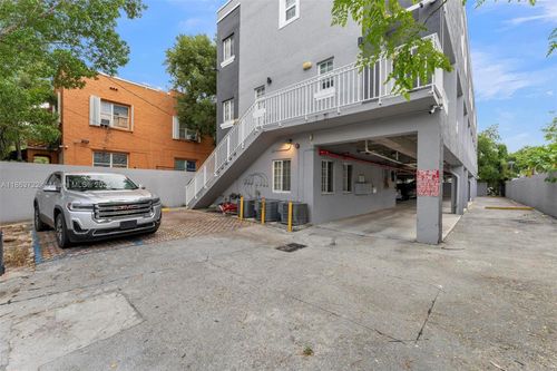 apt-206-1421 Sw 3rd St, Miami, FL, 33135-2279 | Card Image