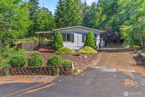 250 Holly Blvd, Kalama, WA, 98625-9643 | Card Image