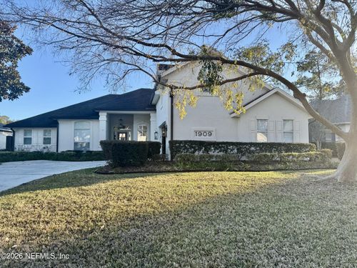 1909 Fox Glove Ln, FLEMING ISLAND, FL, 32003-7460 | Card Image