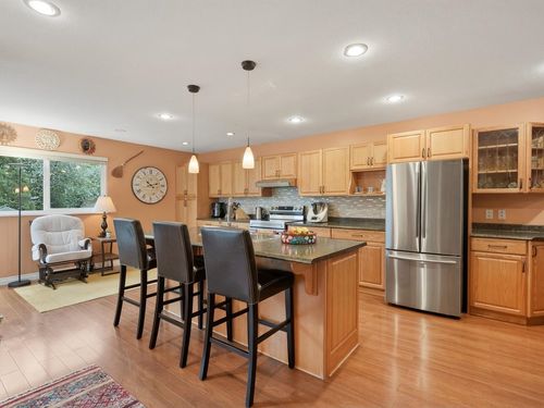 9439 Snowberry Crt, Burnaby, BC, V5A4A6 | Card Image