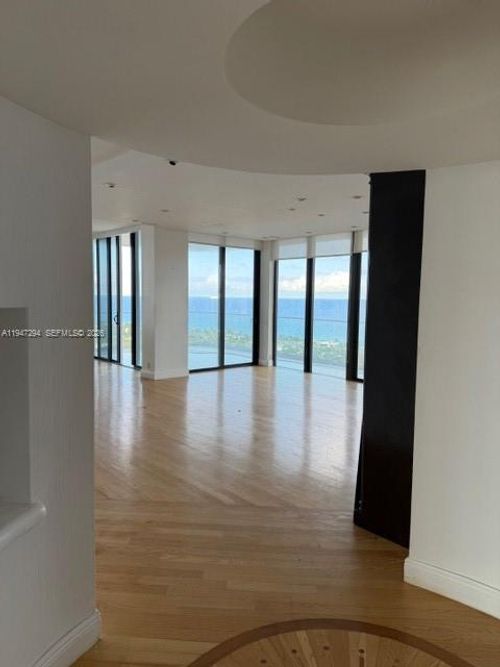 apt-4-19707 Turnberry Way, Aventura, FL, 33180-2501 | Card Image