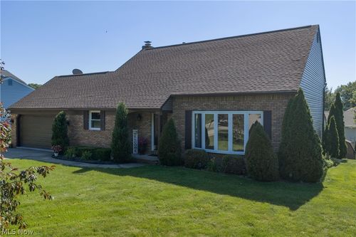 3411 Dunmore Ave Nw, Canton, OH, 44708-1006 | Card Image