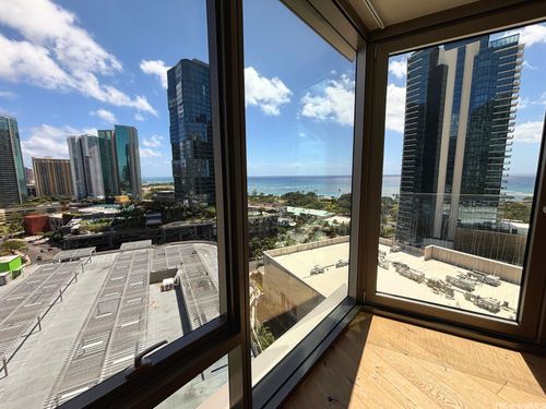 1602-1001 Queen St, Honolulu, HI, 96814-5223 | Card Image