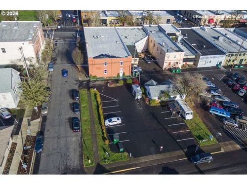 108 S Howard St, Newberg, OR, 97132-3068 | Card Image