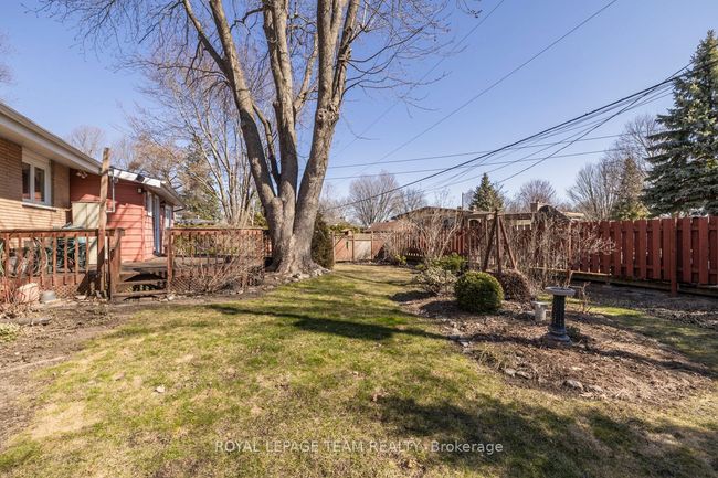 24 Ellery Cres, House other with 3 bedrooms, 2 bathrooms and 4 parking in Nepean ON | Image 40