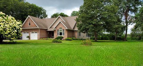 3096 Jennifer Ct, Wheatfield, IN, 46392-7059 | Card Image