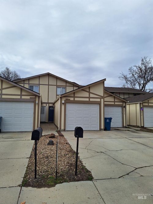 2814 S Georgia Ave, Caldwell, ID, 83605-6017 | Card Image