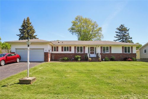 8 Shawnee Drive, Gates, NY, 14624 | Card Image