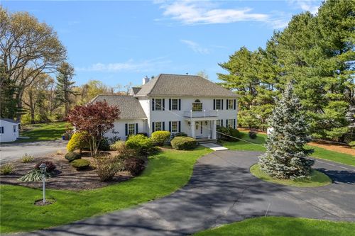 91 Mann School Rd, Smithfield, RI, 02917-1400 | Card Image