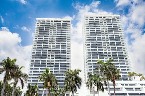 apt-th5f-529 S Flagler Dr, West Palm Beach, FL, 33401-5929 | Card Image