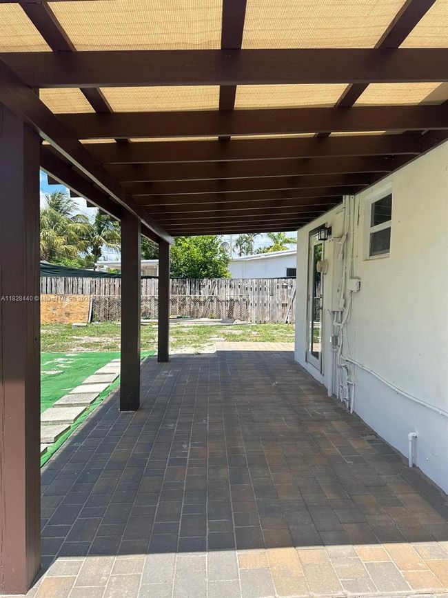 1754 Ne 48 Th Ct, House other with 3 bedrooms, 1 bathrooms and null parking in Pompano Beach FL | Image 35