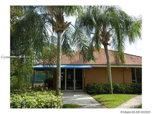 201-758 103rd Ter, Pembroke Pines, FL, 33026-5976 | Card Image