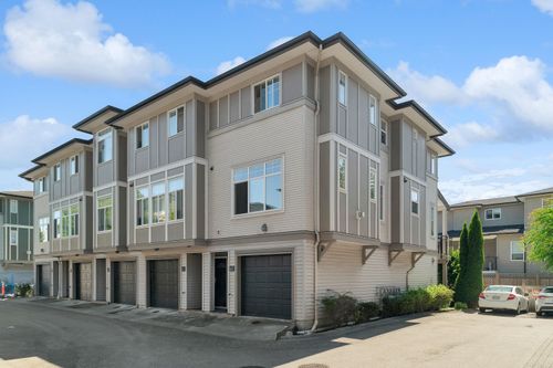 40-1010 Ewen Ave, New Westminster, BC, V3M5C9 | Card Image