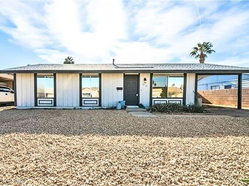 3978 Saguaro Ln, Las Vegas, NV, 89110-4421 | Card Image