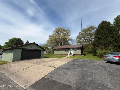 2607 Wren Avenue, Altoona, PA, 16602 | Card Image