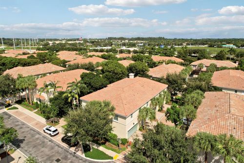 4326 Cascada Circle, Hollywood, FL, 33024 | Card Image
