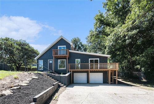 124 Johnson Rd, Liberty, MO, 64068-9265 | Card Image