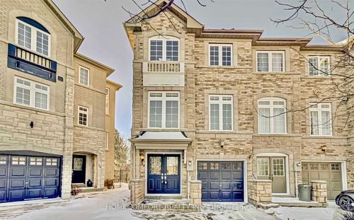 38 Burgon Pl, Aurora, ON, L4G7Y2 | Card Image