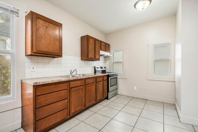 311 Robey Pl Se, House other with 4 bedrooms, 2 bathrooms and null parking in Grand Rapids MI | Image 13
