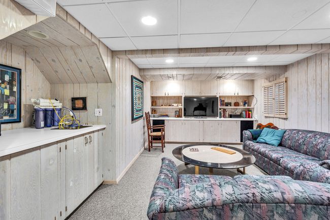 BASEMENT | Image 29