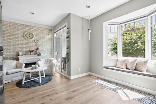 83-19551 66 Ave, Surrey, BC, V4N0Z5 | Card Image