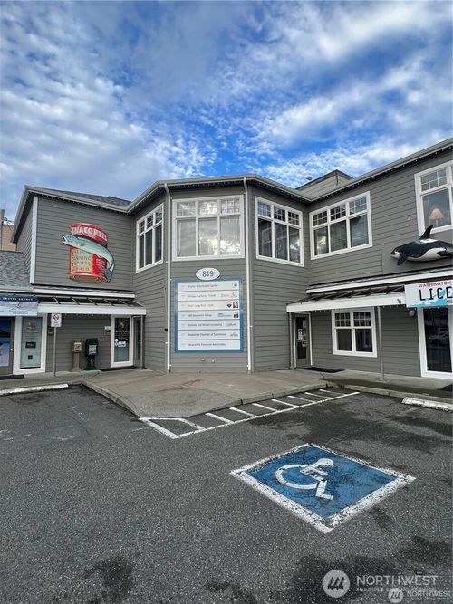 ste-c-819 Commercial Ave, Anacortes, WA, 98221-4130 | Card Image