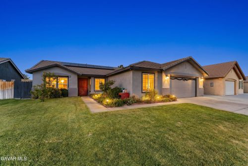 37642 Simi Street, Palmdale, CA, 93552 | Card Image