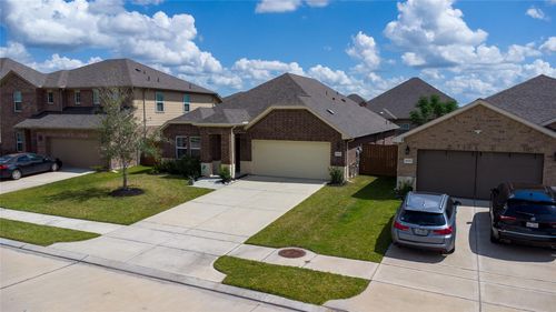 10835 Cliffs View Drive, Rosharon, TX, 77583 | Card Image