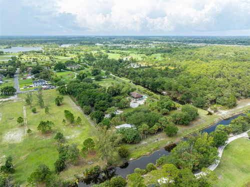 576 Marshall Rd, West Palm Beach, FL, 33413-3343 | Card Image