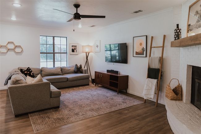 312 Perkins Rd, House other with 3 bedrooms, 2 bathrooms and null parking in Krugerville TX | Image 12