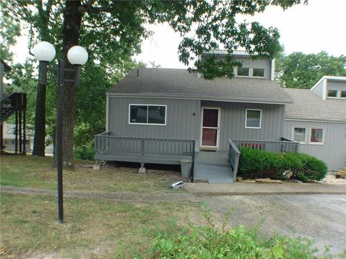 9 Connie Ln, Bella Vista, AR, 72715-8810 | Card Image