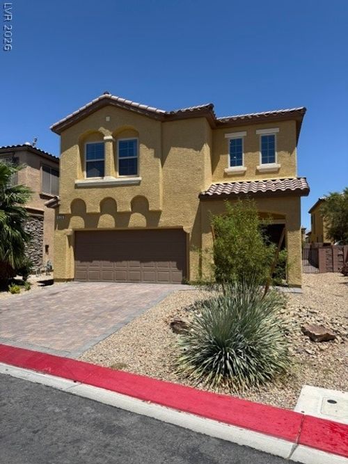 320 Point Loma Ave, North Las Vegas, NV, 89031-7863 | Card Image