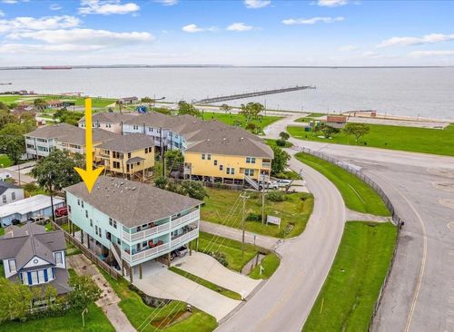 1111 San Jacinto St, La Porte, TX, 77571-6466 | Card Image