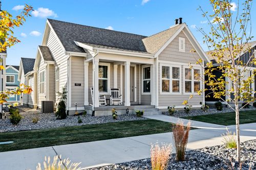 9857 N Featherstone Dr, Highland, UT, 84003-9093 | Card Image
