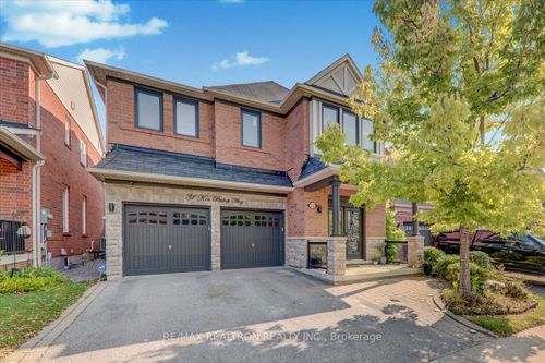 31 Ken Bishop Way, Newmarket, ON, L3X3J5 | Card Image