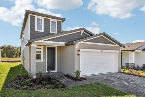 827 Sunshower Ln, Lady Lake, FL, 32159 | Card Image