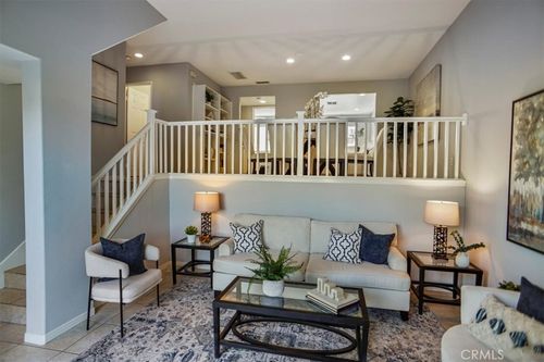 apt-b-25708 Holiday Cir, Stevenson Ranch, CA, 91381-1250 | Card Image