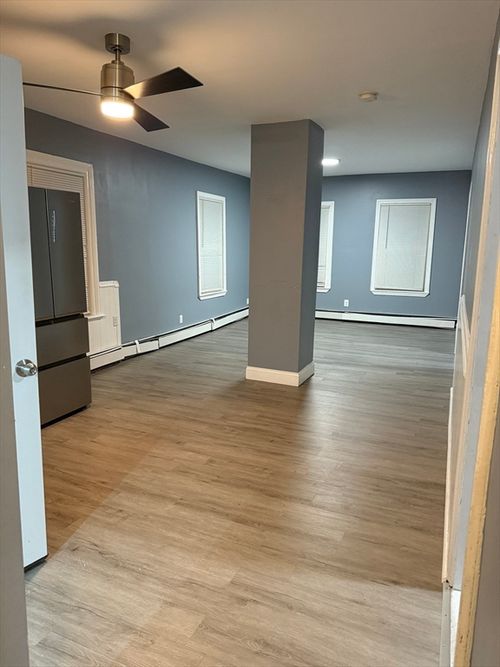 2-415 Weeden St, Pawtucket, RI, 02860-1719 | Card Image