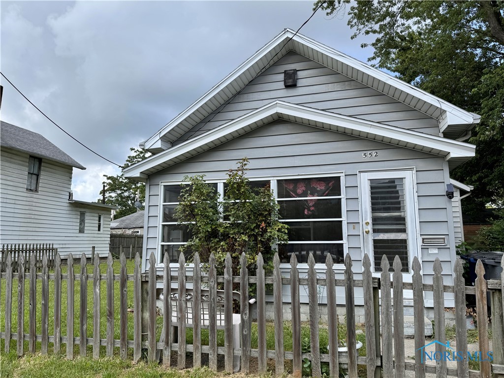 White St, Toledo, OH 43605