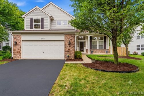 2712 Stockton Rd, Naperville, IL, 60564-9467 | Card Image