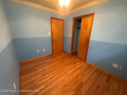 l-2808 Birney Ave, Scranton, PA, 18505-3130 | Card Image