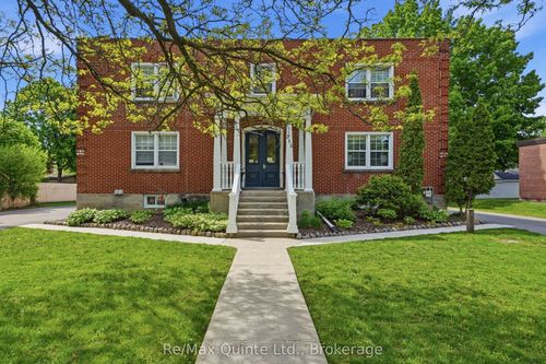 215 Victoria Avenue, Belleville, ON, K8N2C2 | Card Image