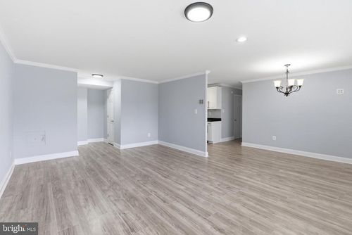 apt-213-1009 Chillum Rd, HYATTSVILLE, MD, 20782-2231 | Card Image