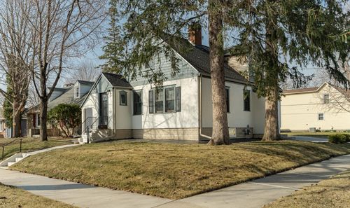 703 9th Avenue Se, Rochester, MN, 55904 | Card Image